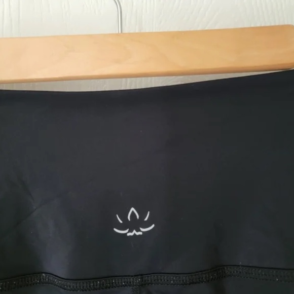 Beyond Yoga High Waist Midi Leggings Black - Small - Picture 4 of 6